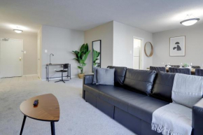 Crystal City - Fantastic 2BR Aprtment with Gym